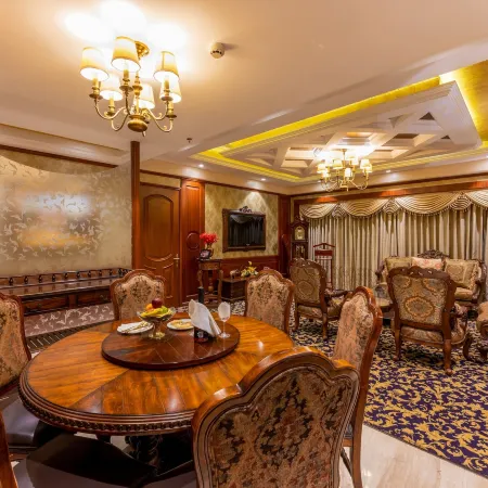 Express Inn the Business Luxury Hotel