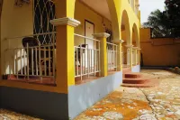 Harmony House Apartments Hotel a Serrekunda