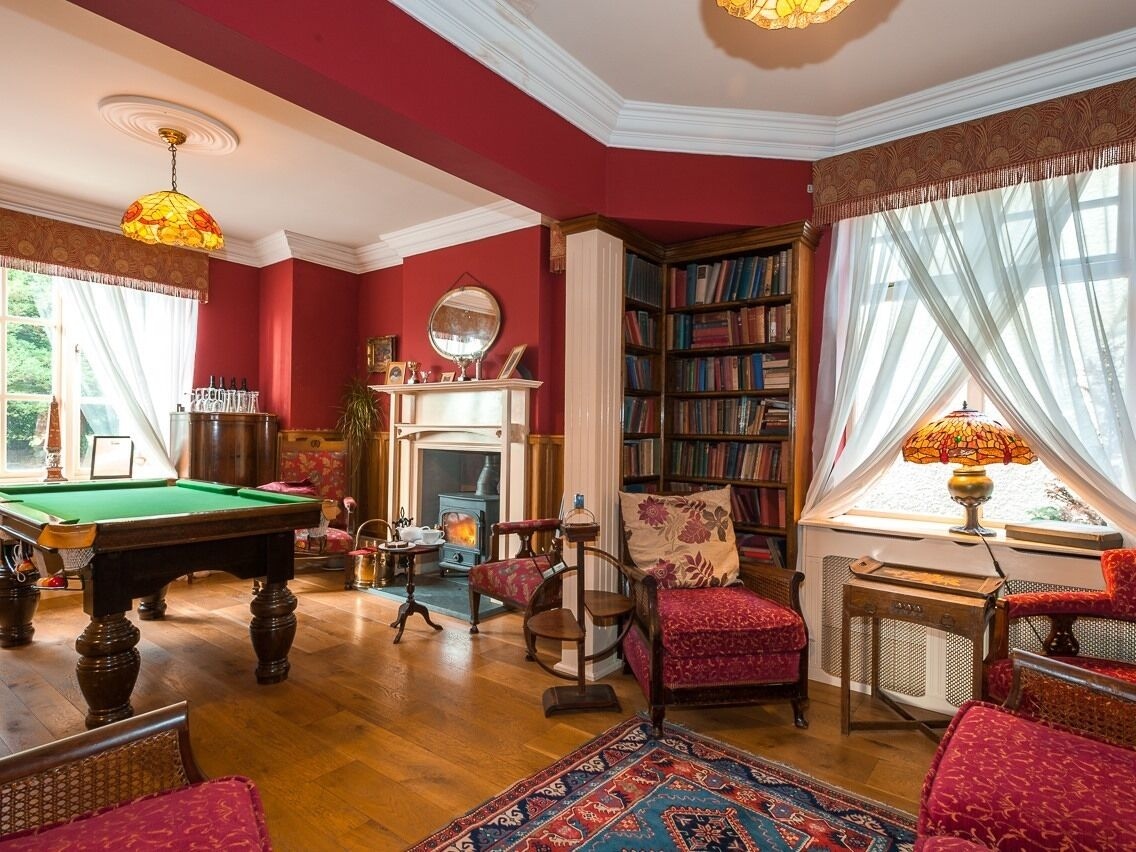 Ardwyn House Hotels in Treflys