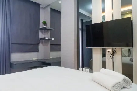 Stylish Studio Apartment Connected to Ciputra World Mall at the Vertu