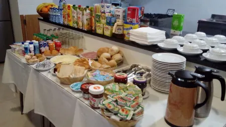 Pousada Tires Guest House Отели рядом с достопримечательностью «Кашкайш»