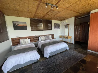 Aloegrove Safari Lodge Hotels near Acacia Park