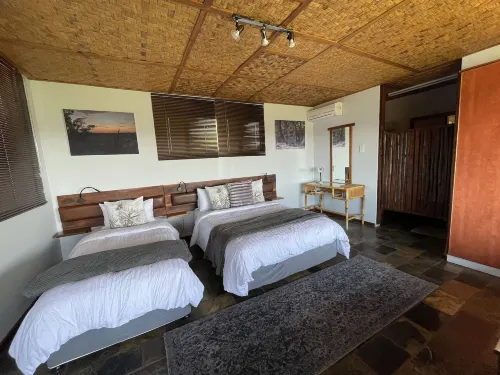 Aloegrove Safari Lodge โรงแรมในออตจิวารองโก