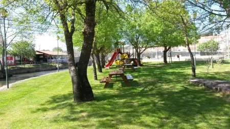 Meimoa Guesthouse Отели в г. Меймоа