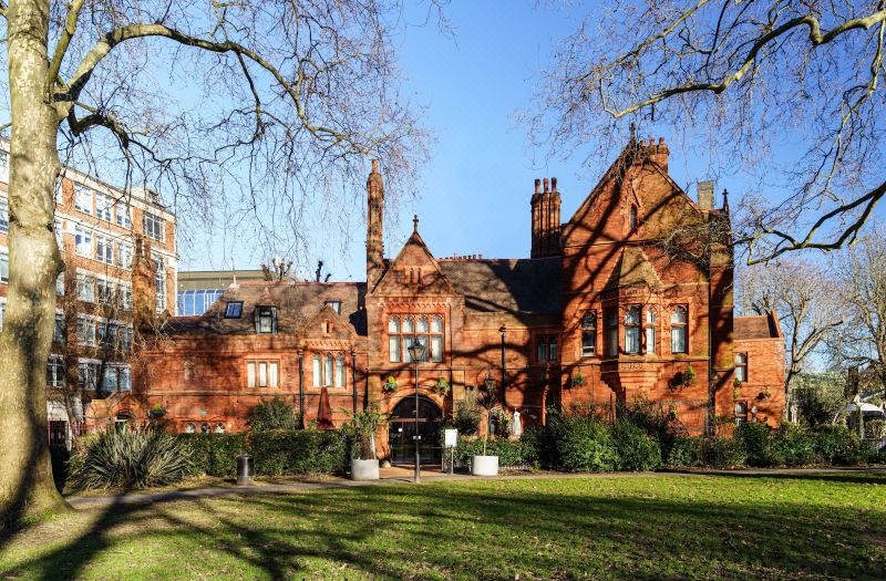 St Paul's Hotel