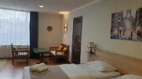 Lea Guest House