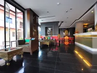 Chalelarn Hotel Hua Hin Hotel dekat Dermaga Hua Hin