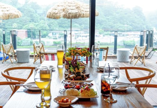 천지연 크리스탈 호텔 외관