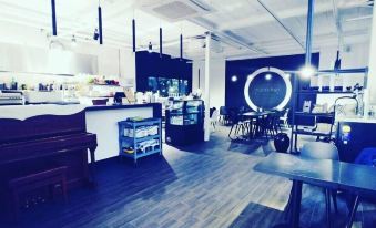 Moncher Guesthouse - Hostel