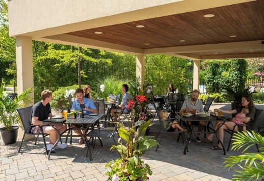 조지안 베이 호텔 트레이드마크 컬렉션 바이 윈덤