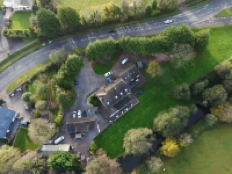 伊維尼農場旅館 酒店