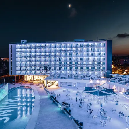 The Ibiza Twiins -
