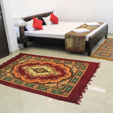 Rising Shemesh Home Stay