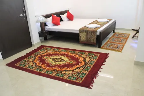 Rising Shemesh Home Stay