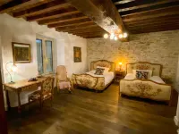 La Maison de Souhey Hotels in Montbard