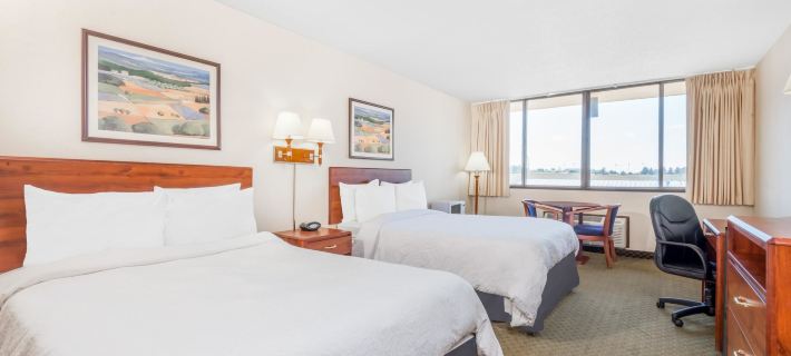 Howard Johnson by Wyndham Gillette Hotels in Gillette