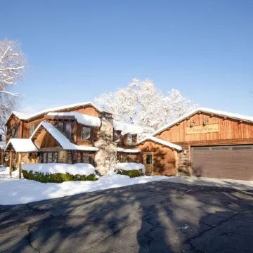 Engen Hus Bed and Breakfast