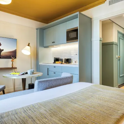 Citadines Canal Amsterdam デ ダフ周辺のホテル