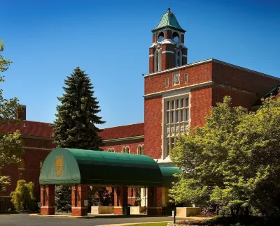 The Bertram Inn at Glenmoor Hotel in zona Stark State College