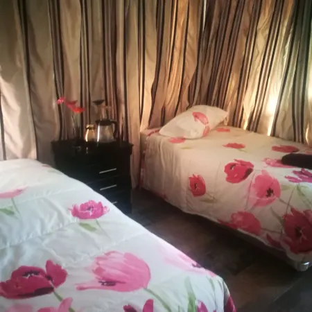 Naisar Royal White Apartment