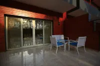 Byoot Bay Hotel & Resort Hotels in Monsha'et El Kanater