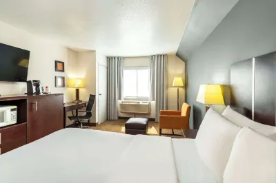 Comfort Inn & Suites Hotels in Yorkton