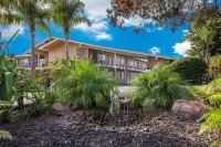 Bay Breeze Inn Hotels in Oakland