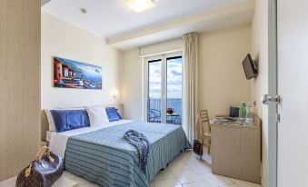 Hotel Cosmomare