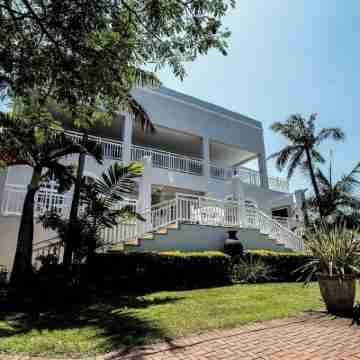 Sandals Guest House Hotel Exterior