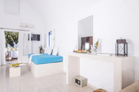 貝拉聖託里尼套房酒店