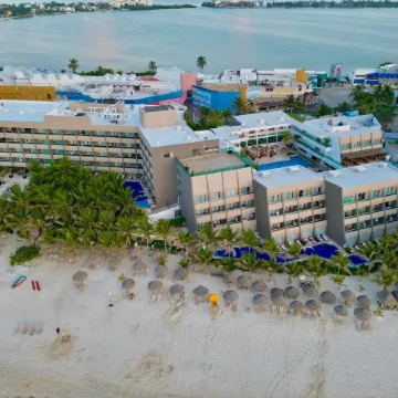 Flamingo Cancun All Inclusive