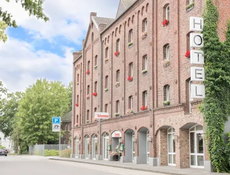 Hotel Dampfmühle Отели в г. Моерс-Винн