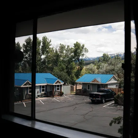 Salida Inn & Monarch Suites