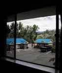 薩利達旅館和君主套房飯店 - 山景