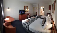 Amber Court Motor Inn Hotels in Coonabarabran