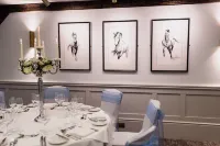 Stirrups Hotel Hotels in Ascot
