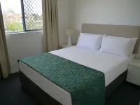 Portobello Resort Apartments Hotels near Putt Putt Golf Mermaid Beach
