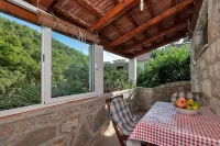 Apartments Robinzon Milivoj
