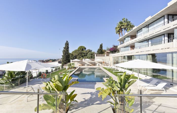 Santa Romana Apartments & Suites