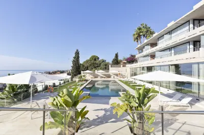 Santa Romana Apartments & Suites Hôtels à proximité de : Col·legi Públic Torre Llauder
