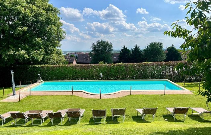 Le Serre Suites & Apartments