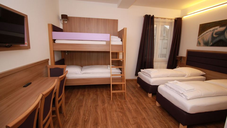 Slamba Hostel