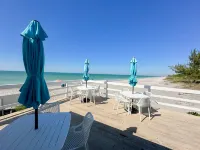 The Pearl Beach Inn
