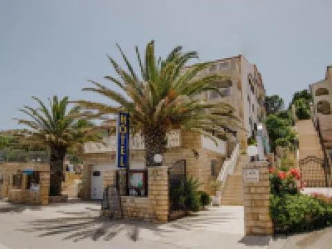 Hotel Vila Tina Hotels in Arbanija