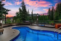 Beaver Run Resort - Pools