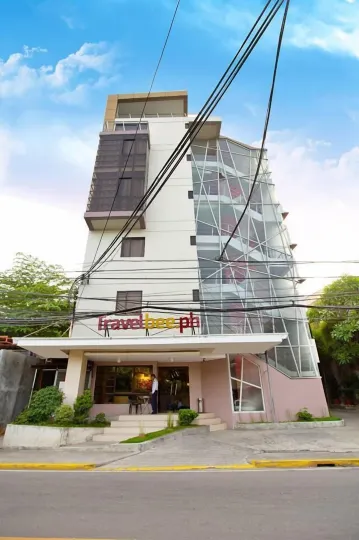 Travelbee Business Inn