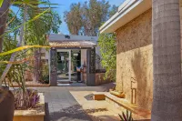 Point Samson Resort Hotel di Point Samson