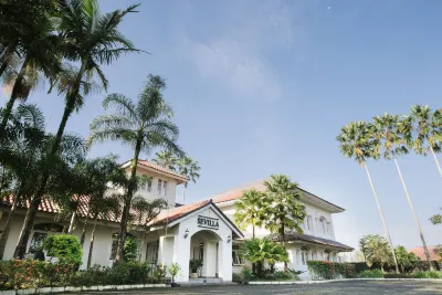 Sevilla Resort Magelang Hotel dekat Gapura Tol Kahyangan, Magelang