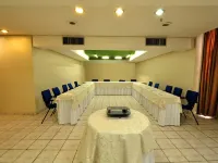 Oft Tamandare Plaza Hotel Hotels near Civic Square