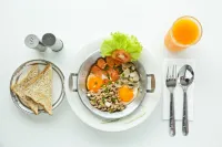 รัญชน์ เพลส - พร้อมอาหารเช้า